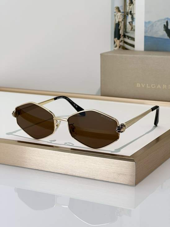Picture of Bvlgari Sunglasses _SKUfw81854353fw